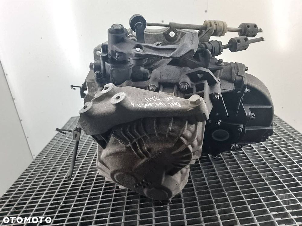 SKRZYNIA BIEGÓW MANUALNA 6 OPEL INSIGNIA A M32 1.8 16V - 4