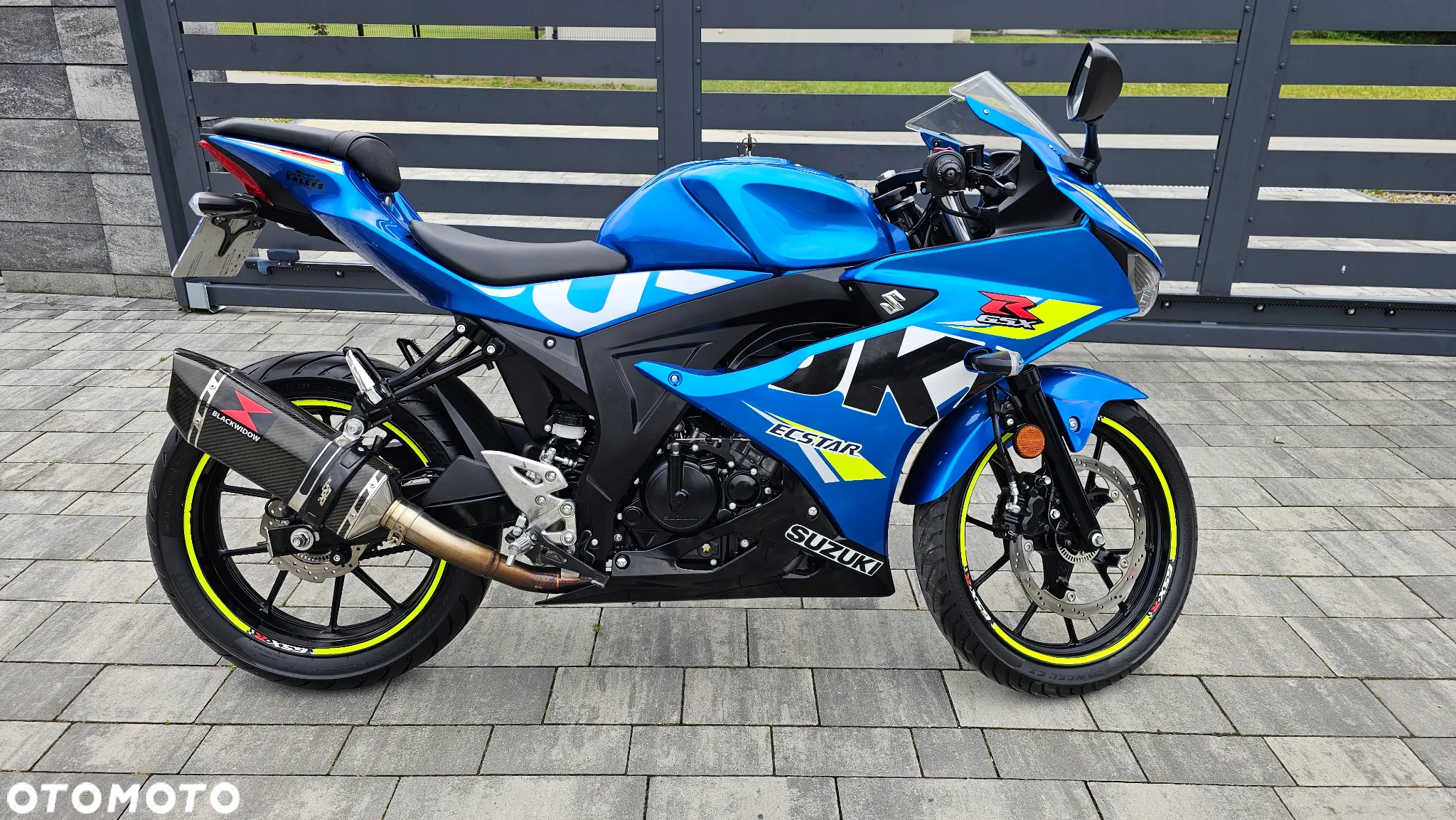 Suzuki GSX-R - 4
