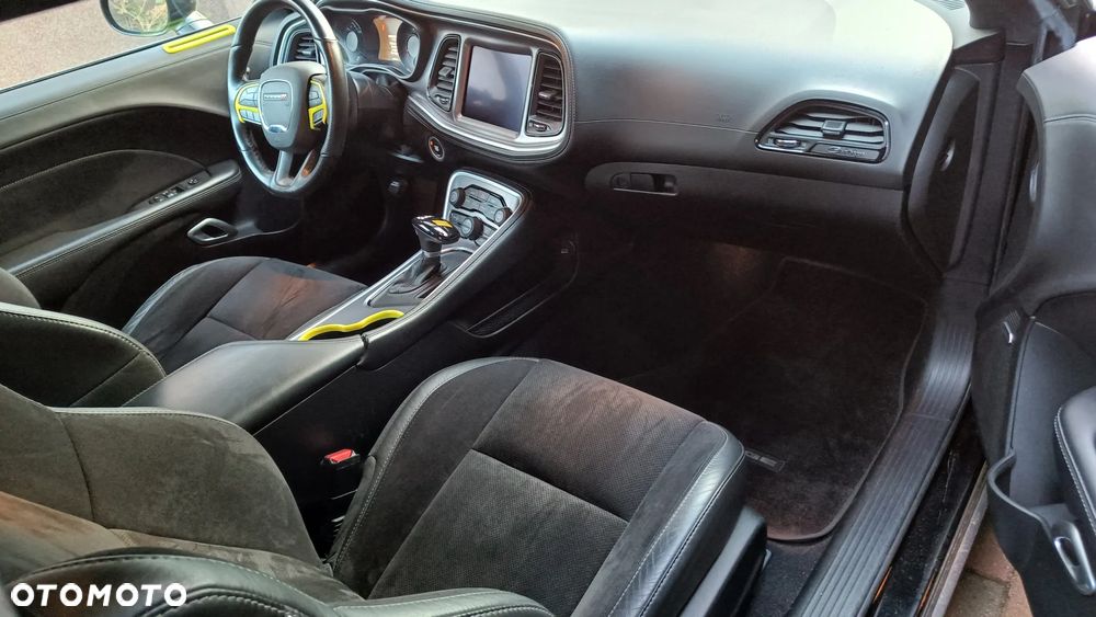 Dodge Challenger 3.6 GT AWD - 25