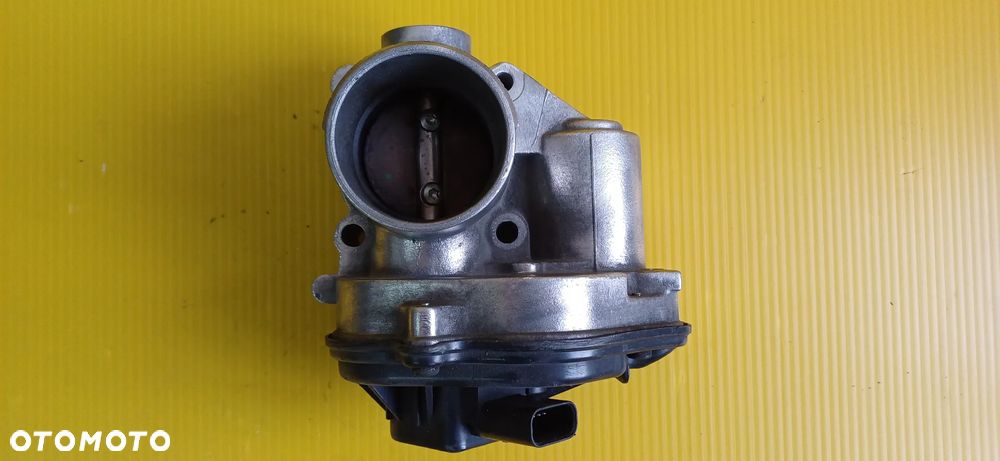 Przepustnica powietrza Ford Focus MK2 1.6 B VP256-U9E927-F - 2