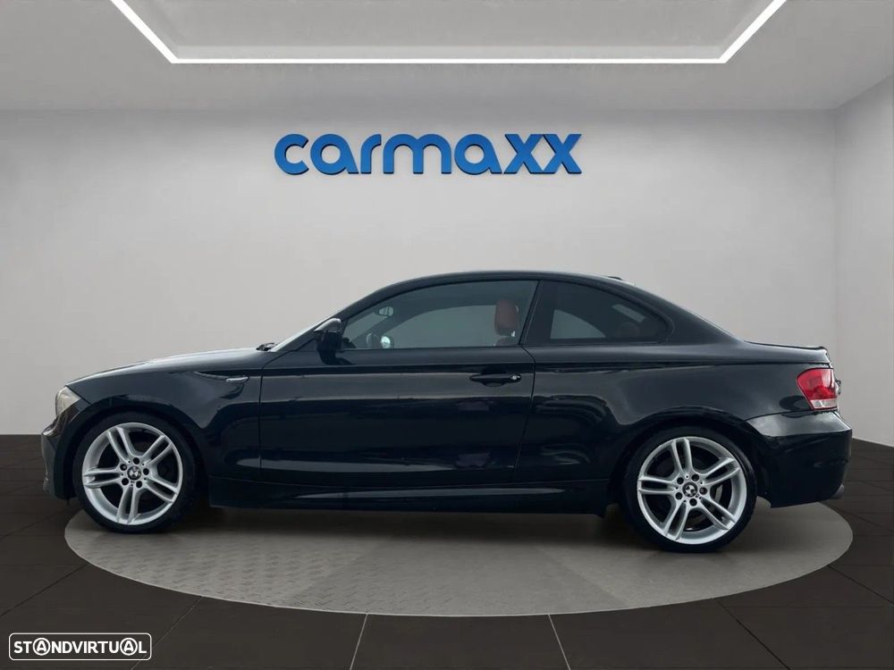 BMW 118 d Pack M - 3