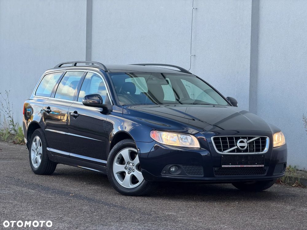 Volvo V70 2010 photo 3