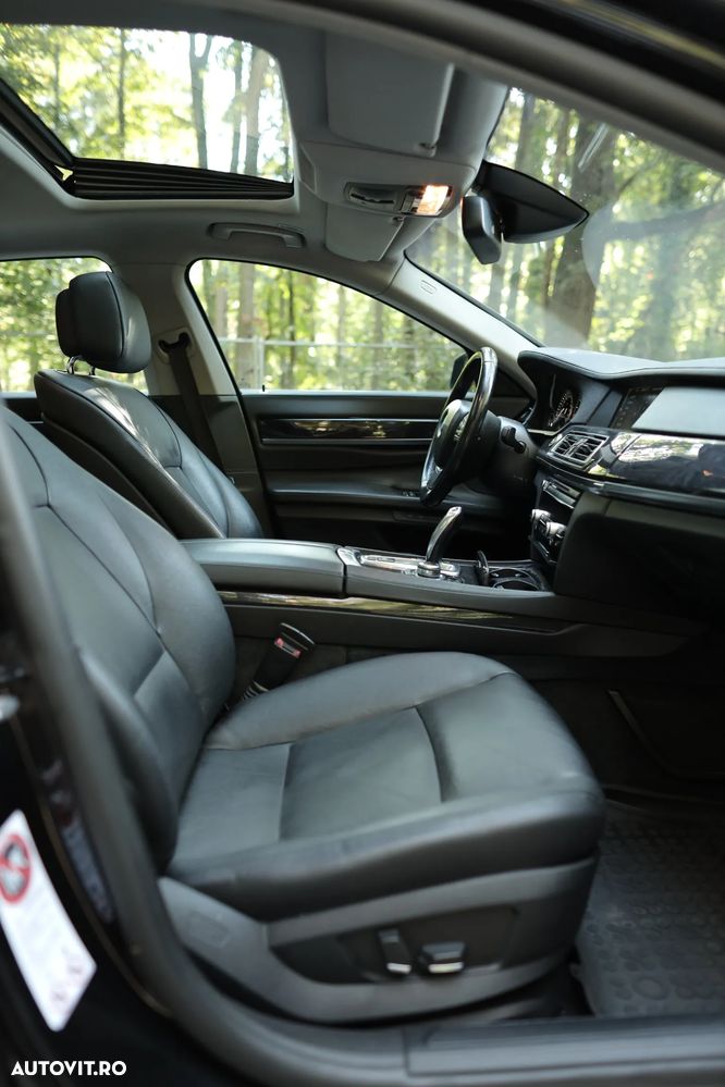 BMW 7 Series 2011 — imagine 12