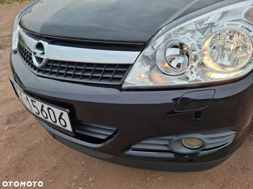 Opel Astra 1.8 Cosmo - 26