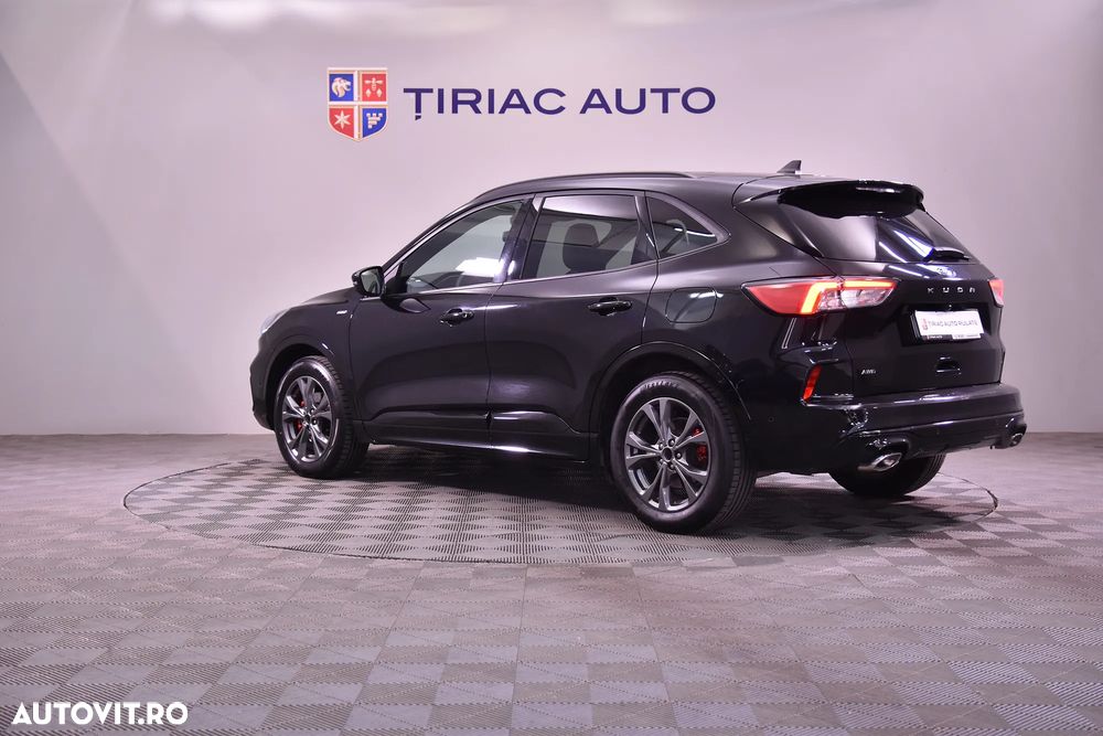 Ford Kuga - 3