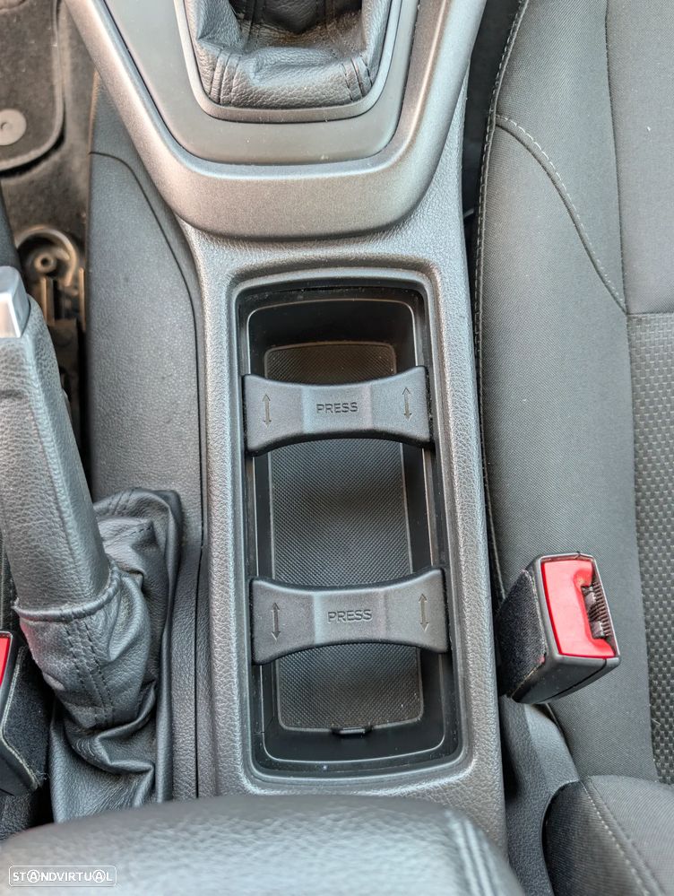 Ford Focus SW 1.0 EcoBoost S&S TITANIUM DESIGN — fotografia 20