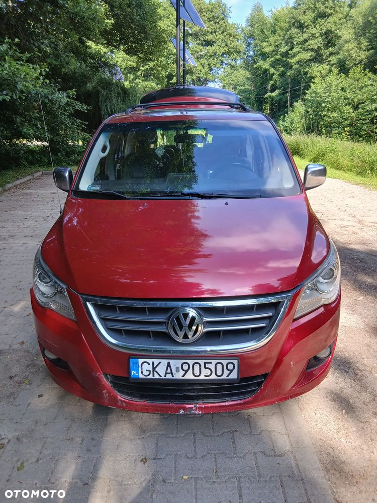 Volkswagen Routan - 8