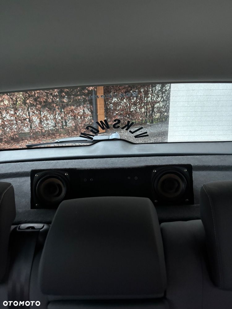 Volkswagen Polo - 13