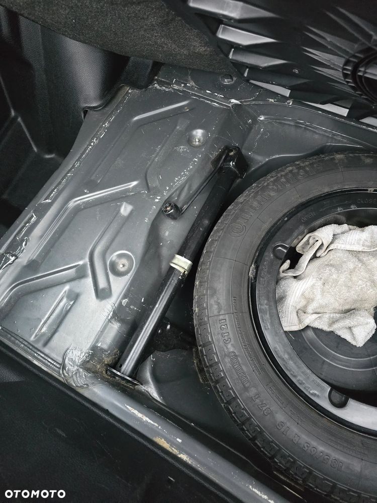 Mercedes-Benz W201 (190) - 26