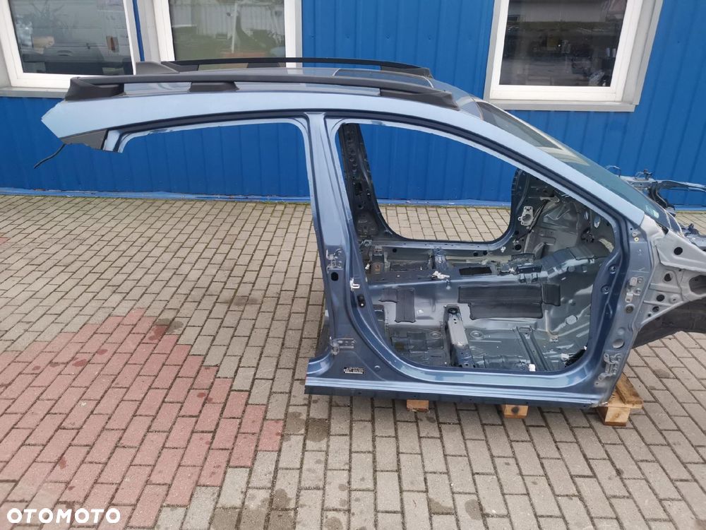 SUBARU XV III CROSSTREK 2023 2024 USA PROG SLUPEK SRODKOWY PRAWY CWIARTKA - 2