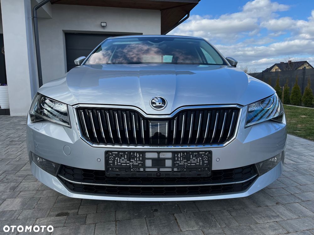Skoda Superb 1.5 TSI ACT DSG Ambition - 9