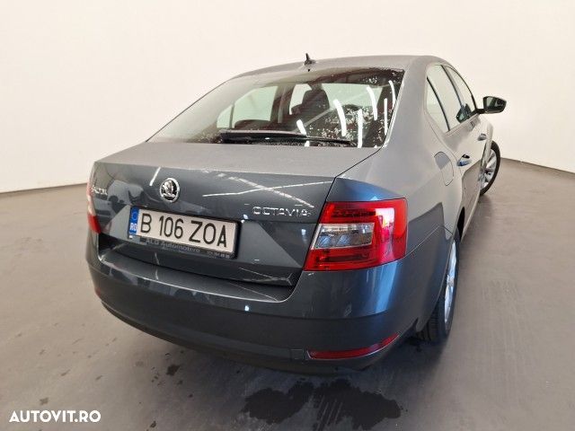 Skoda Octavia - 2