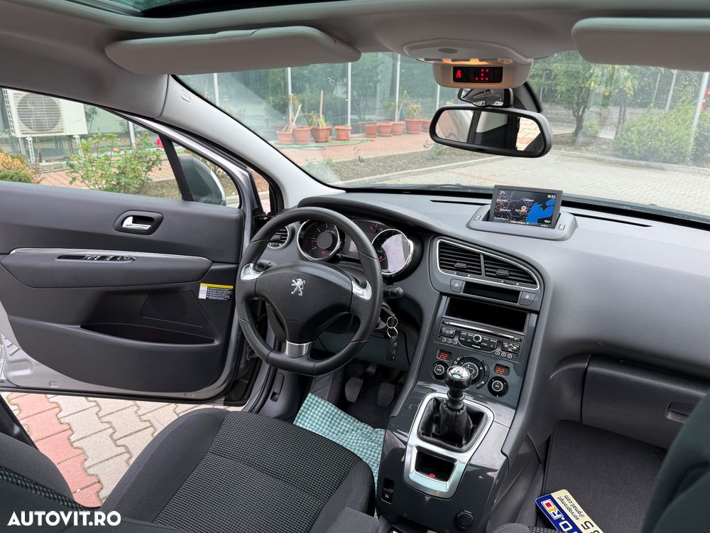 Peugeot 5008 1.6 THP Active - 22