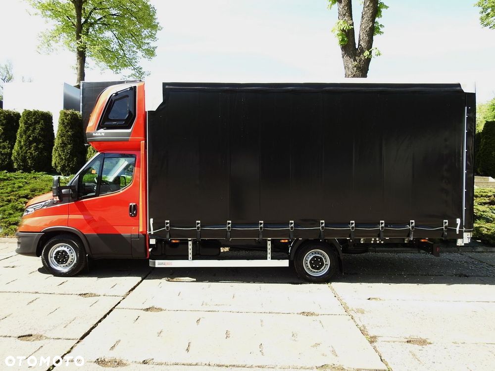 Iveco DAILY NOWY 35S18 CONNECT PLANDEKA 10 PALET WEBASTO KLIMATYZACJA TEMPOMAT NAWIGACJA LEDY ASO  180KM - 10