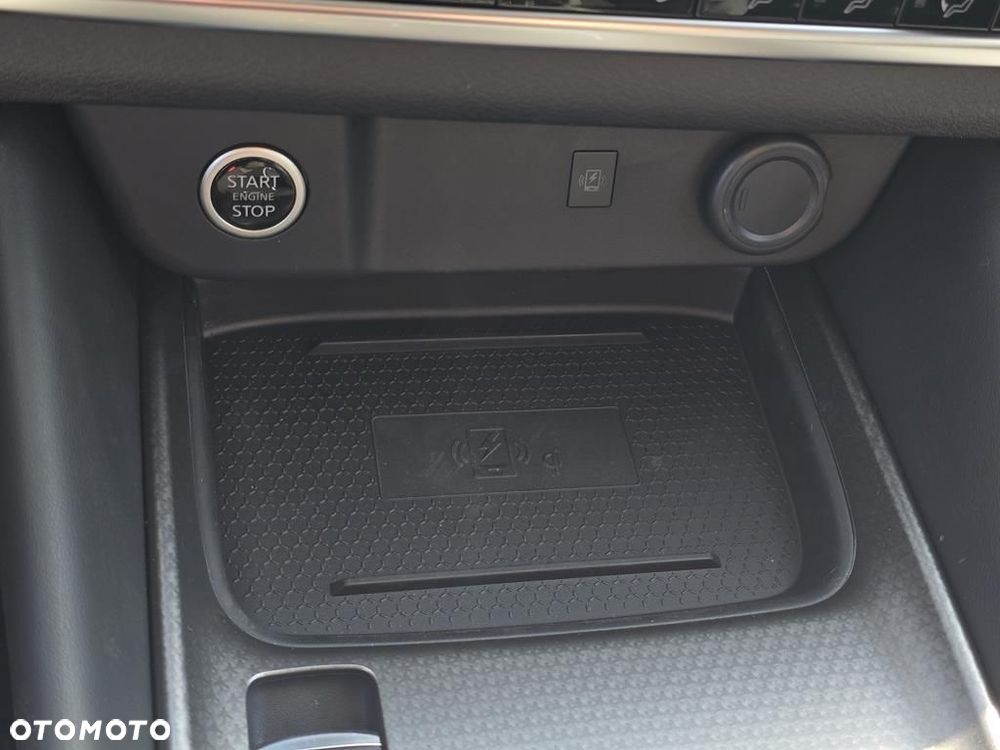 Nissan Qashqai 1.3 DIG-T mHEV N-Connecta Xtronic - 14