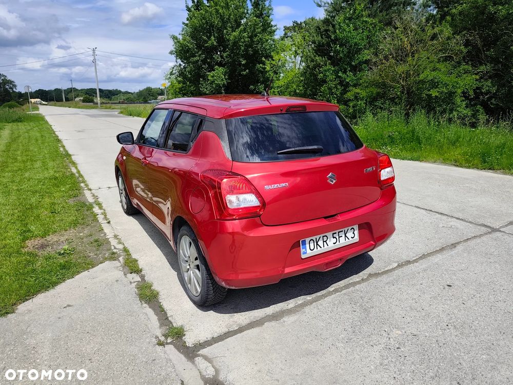Suzuki Swift 1.2 Premium - 2