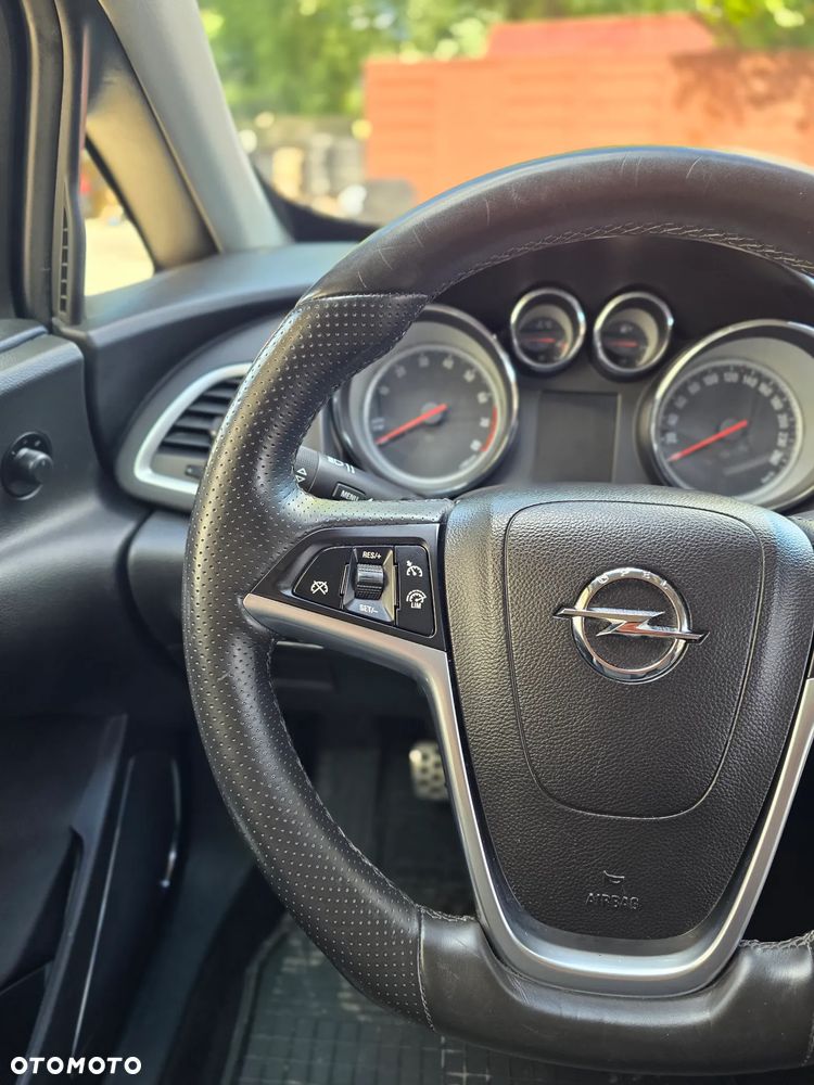 Opel Astra 1.4 Turbo ecoFLEX Start/Stop Innovation - 28