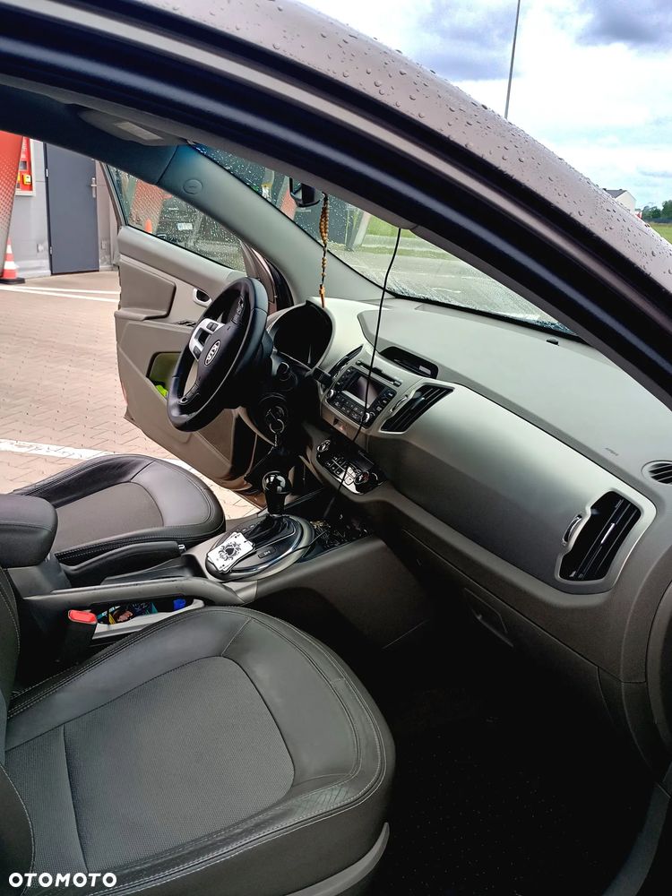 Kia Sportage 2.0 CRDI XL - 26