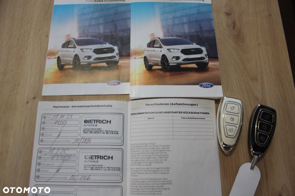 Ford Kuga 1.5 EcoBoost 2x4 Titanium - 37