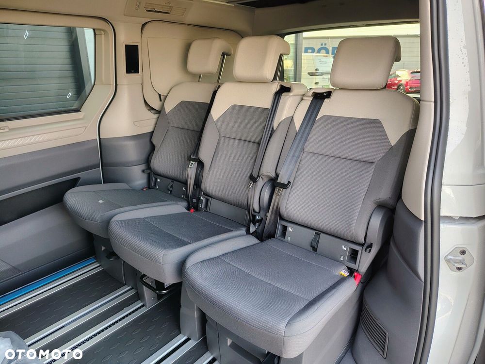 Volkswagen california Nowa California Beach silnik: 2,0 l TDI SCR 150 KM / skrzynia biegów: 7-biegowa DSG rozstaw osi: 3124 mm - 26