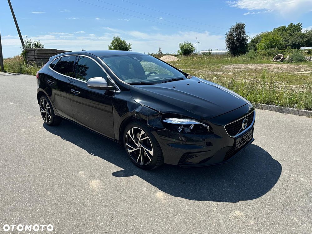 Volvo V40 D3 Geartronic RDesign - 2