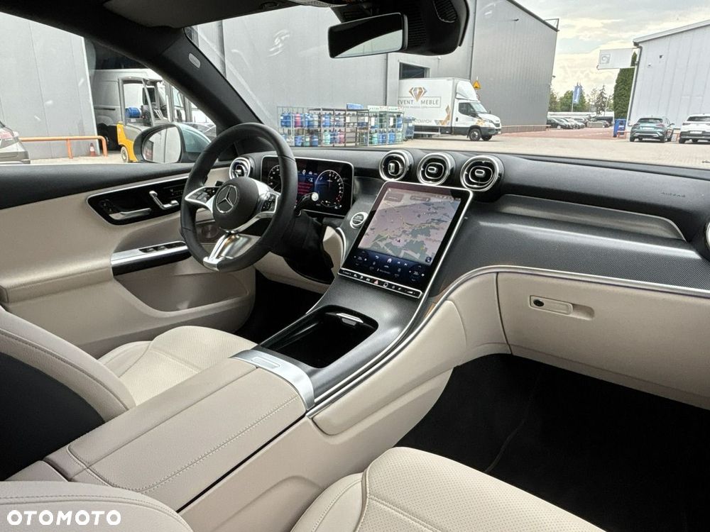 Mercedes-Benz GLC - 18