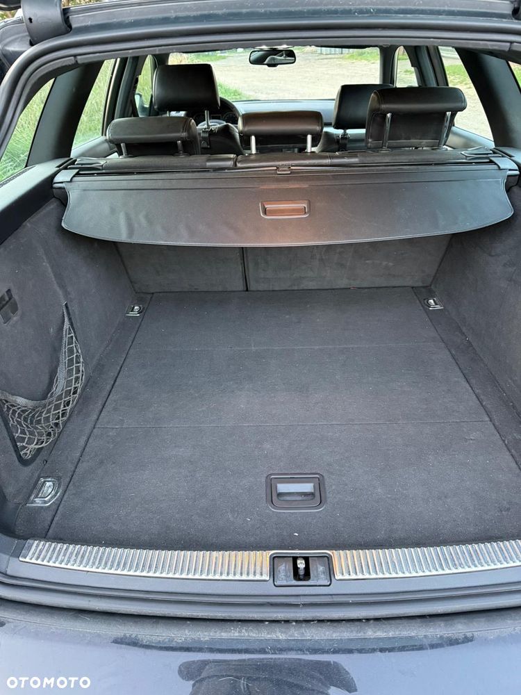 Audi A4 Avant 2.0 TDI Quattro - 12