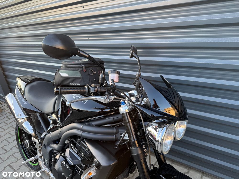 Triumph Speed Triple - 8