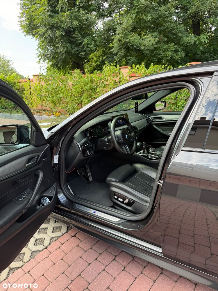 BMW Seria 5 520d xDrive M Sport sport - 12