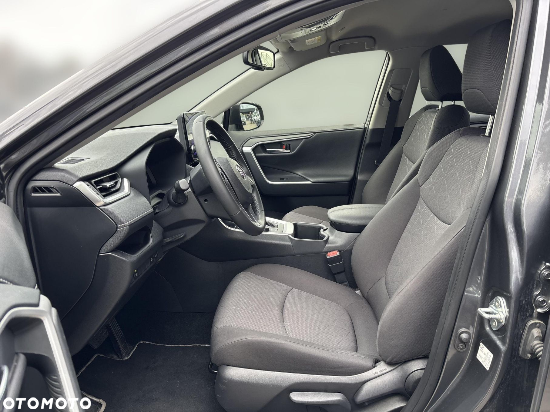 Toyota RAV4 - 13