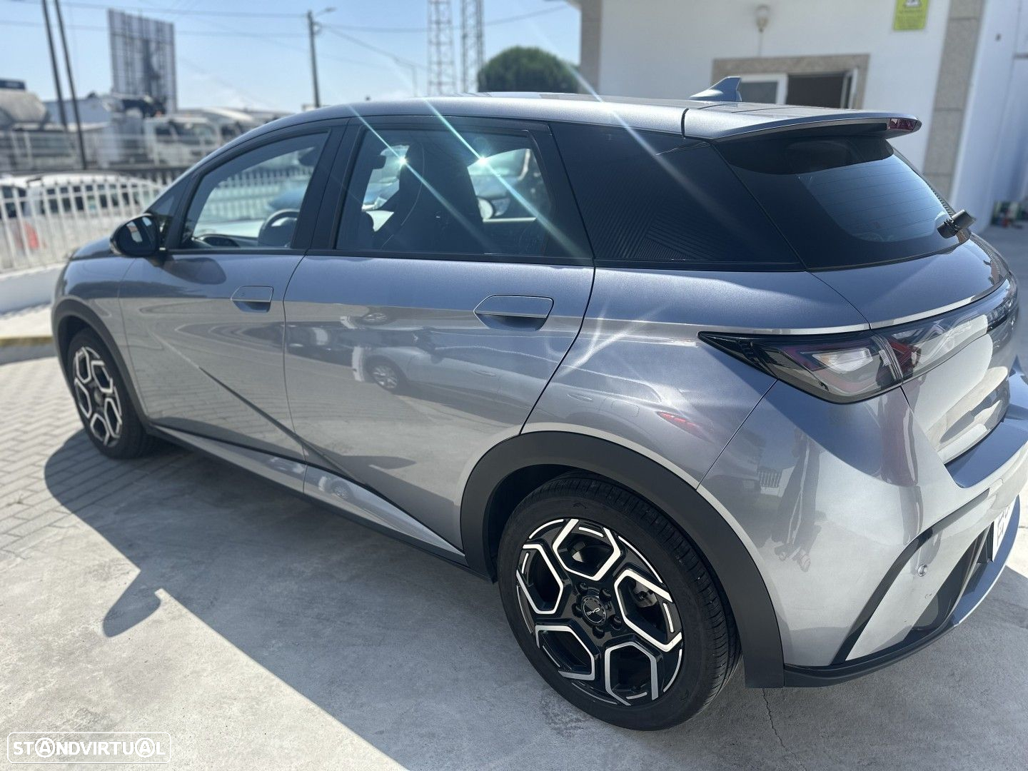 BYD Dolphin 60.4 kWh Comfort - 7
