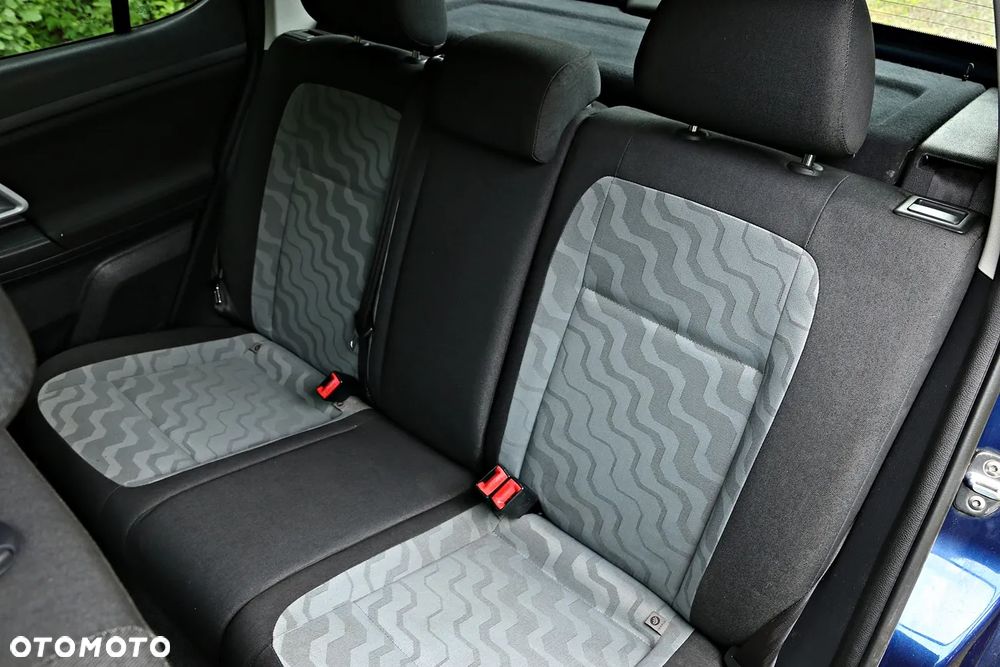 Skoda Fabia 1.2 HTP Ambiente - 9
