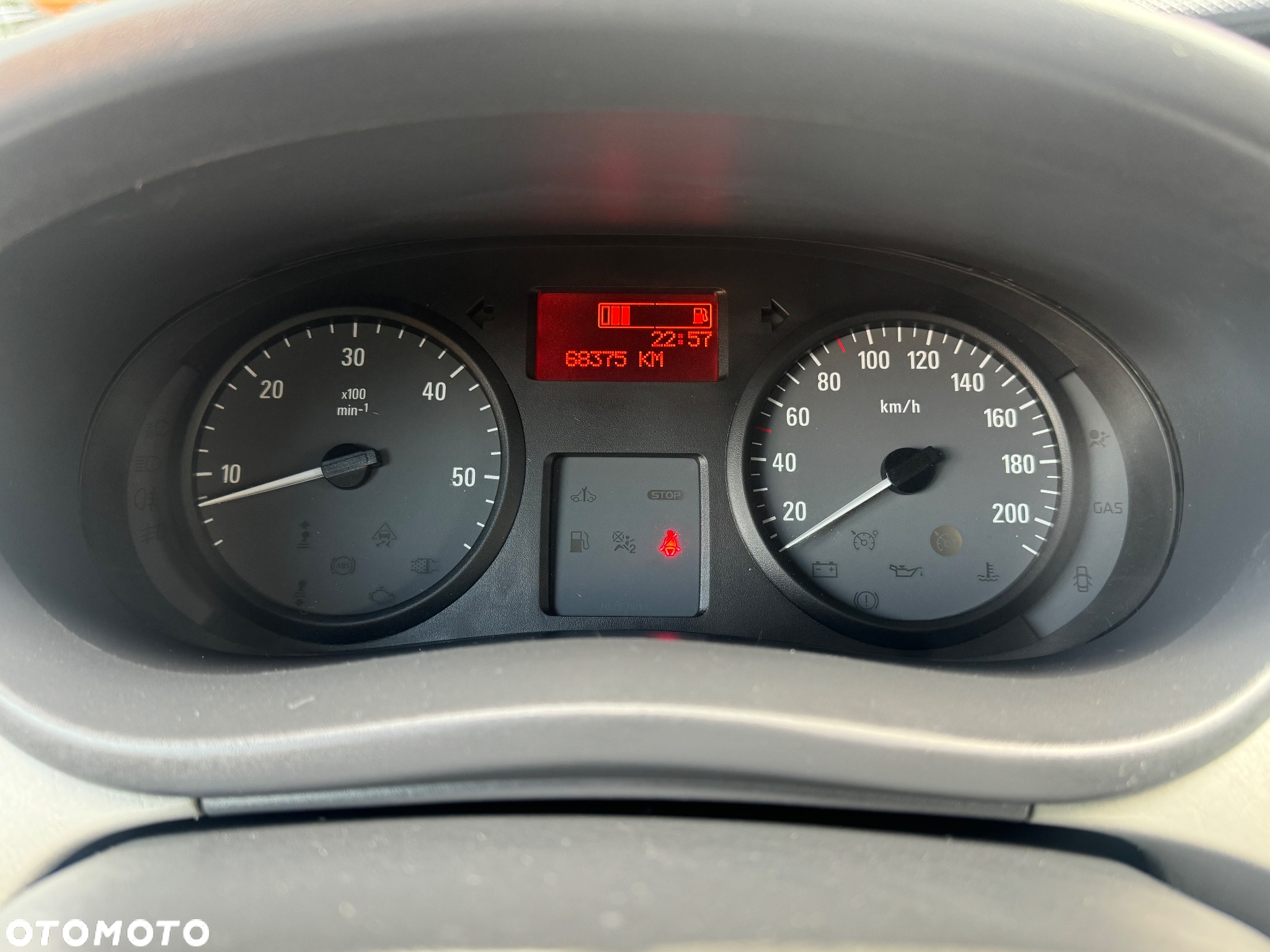 Opel Vivaro - 17