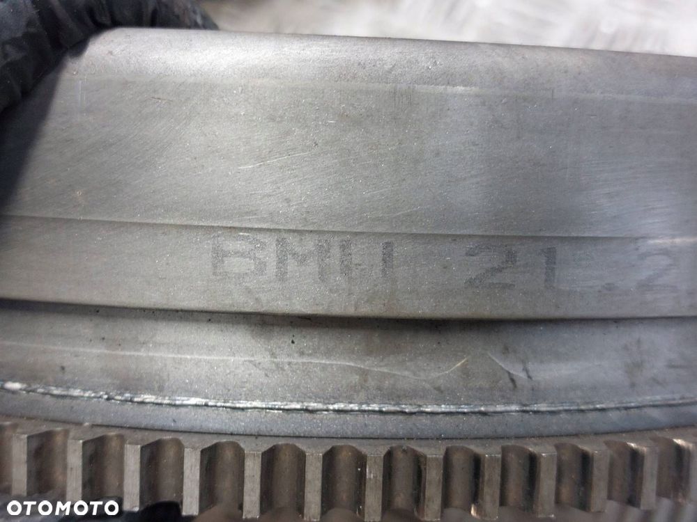 KOŁO DWUMASOWE + TARCZA + DOCISK + ŁOŻYSKO OPOROWE BMW E90 318i 2.0 16V - 11
