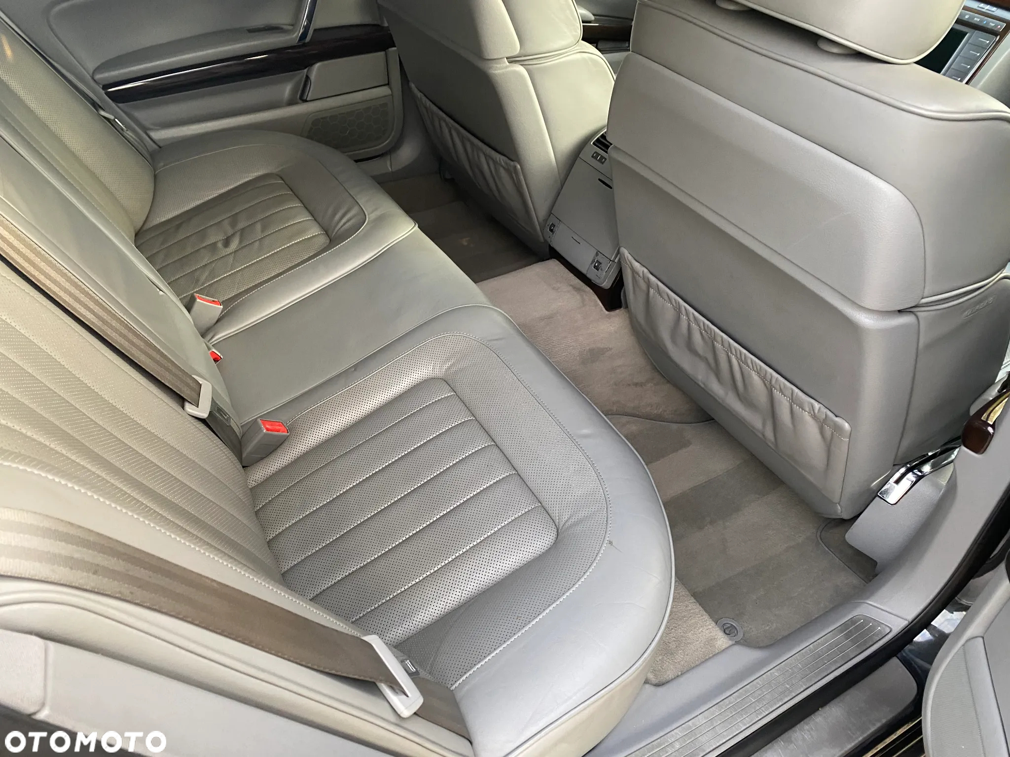 Volkswagen Phaeton 5.0 V10 TDI 4MOTION Automatik (5 Sitzer) - 13