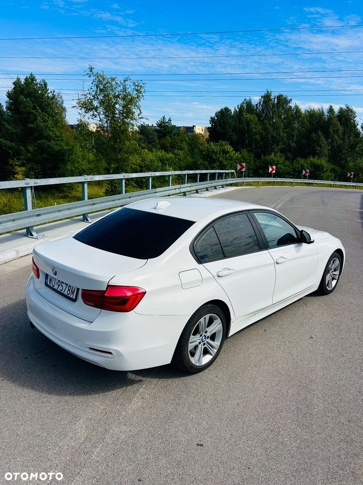 BMW Seria 3 318i - 3
