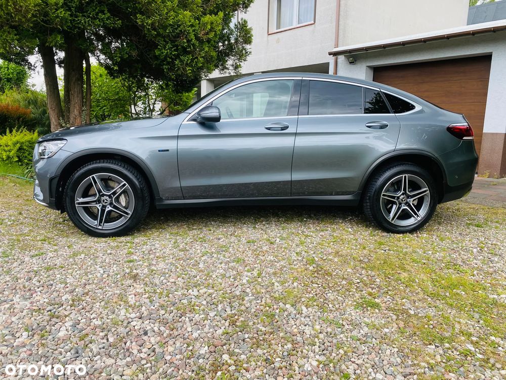 Mercedes-Benz GLC 300 e 4-Matic - 5