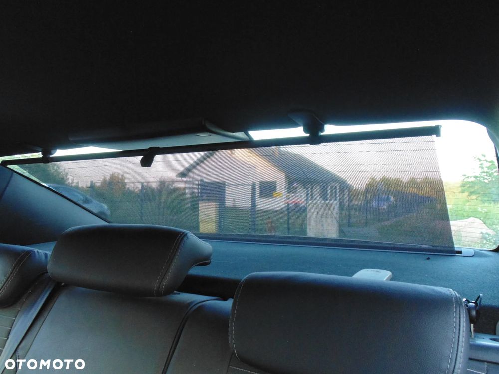 Renault Latitude 2.0 dCi Initiale - 29