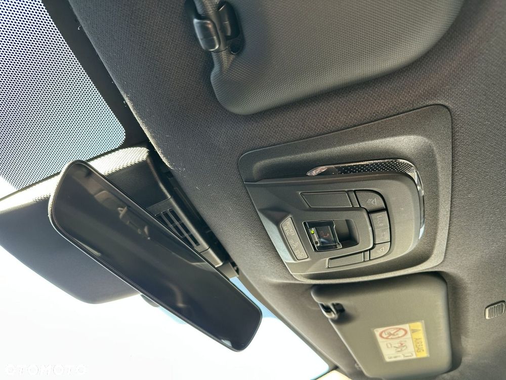 Toyota Corolla 2.0 Hybrid GR Sport - 21