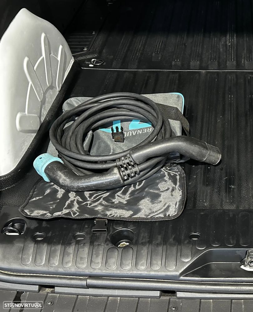 Renault KANGOO Z.E. 33 KW - IVA DEDUTIVÉL - BATERIAS PRÓPRIAS - 39