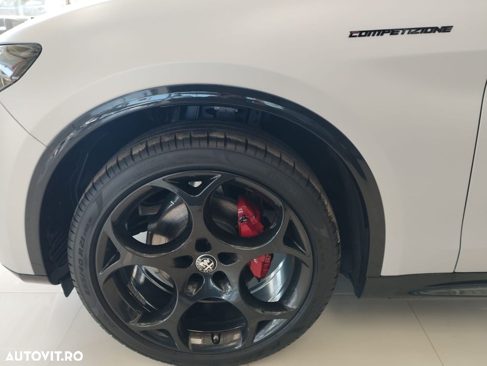 Alfa Romeo Stelvio 2.0 Turbo AWD AT8 Competizione - 7