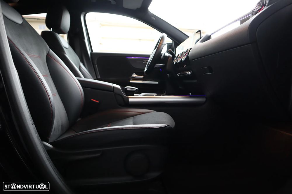 Mercedes-Benz GLA 250 e 8G-DCT AMG Line - 13