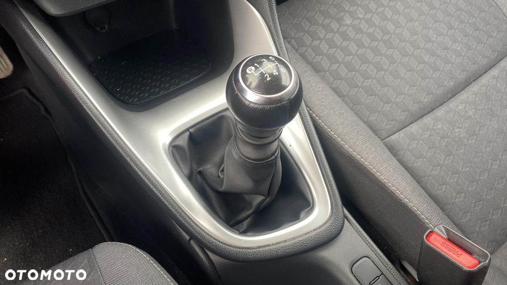 Toyota Yaris 1.5 Comfort - 19