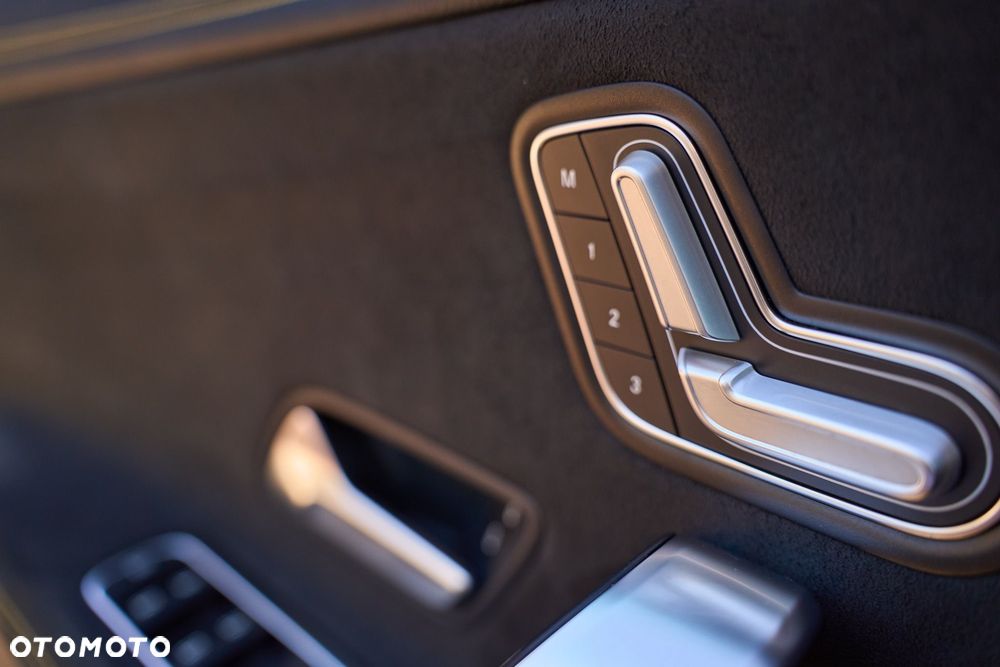 Mercedes-Benz CLA AMG 45 S 4-Matic 8G-DCT - 24