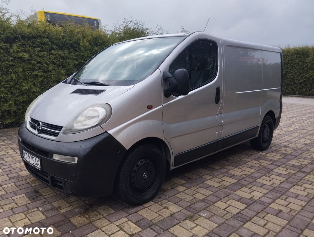 Opel Vivaro - 8