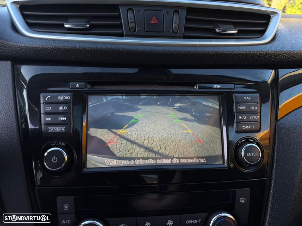 Nissan Qashqai 1.5 dCi N-Connecta Business - 14