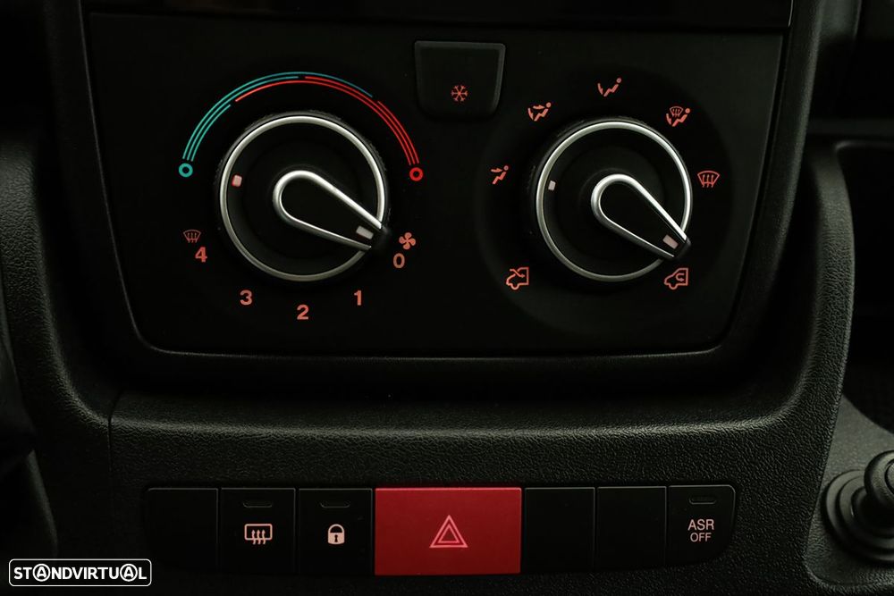 Peugeot boxer 2.2 bluehdi 335 l3h3 - 6