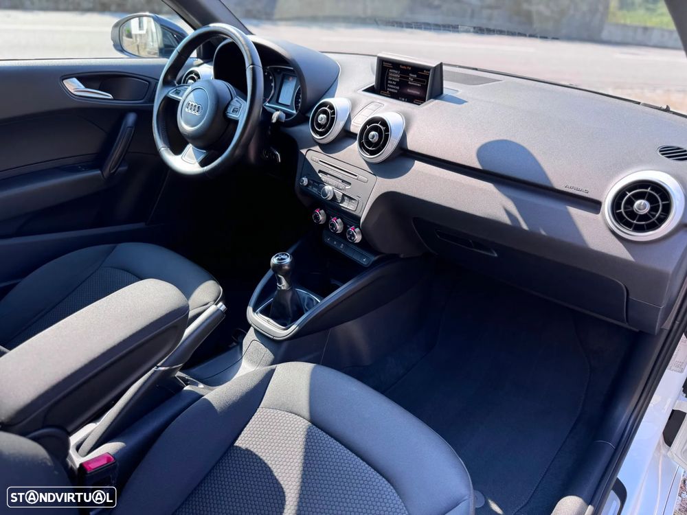 Audi A1 1.2 TFSI S-line - 45