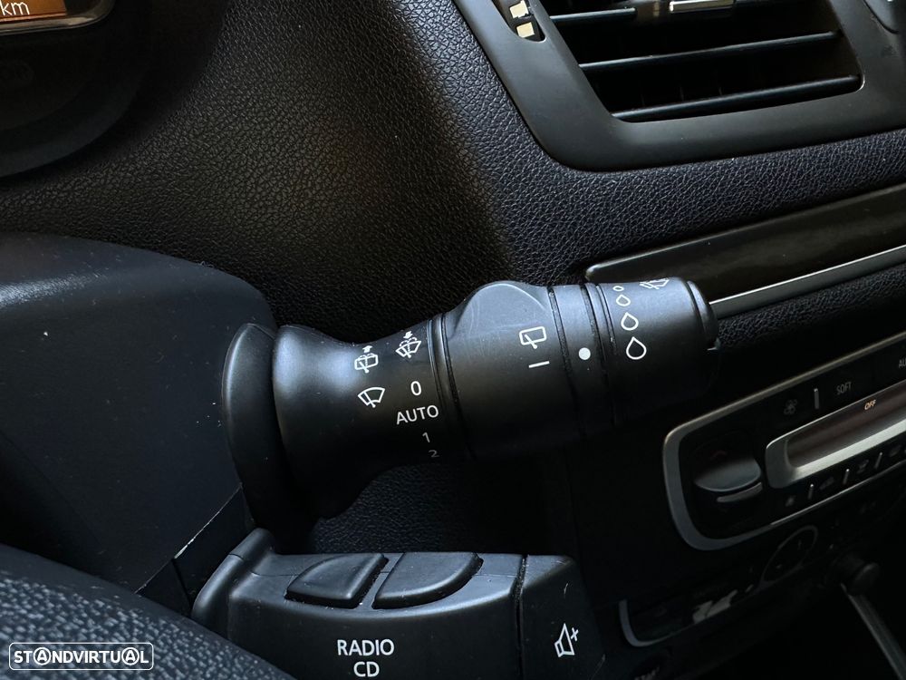 Renault Mégane Coupe 1.5 dCi Dynamique S - 12