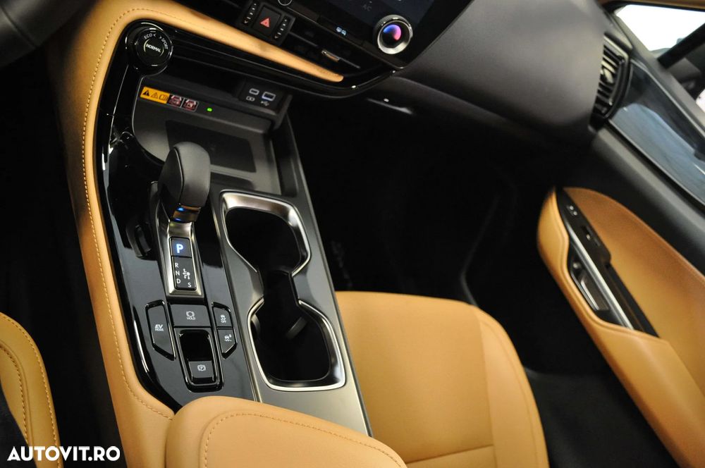 Lexus Seria NX 450h+ E-FOUR Executive Line - 15